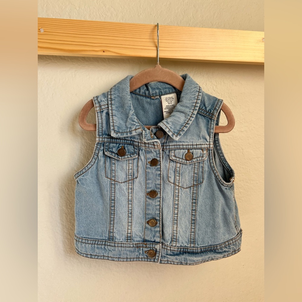 Kids Denim Vest Size 5-6 Years